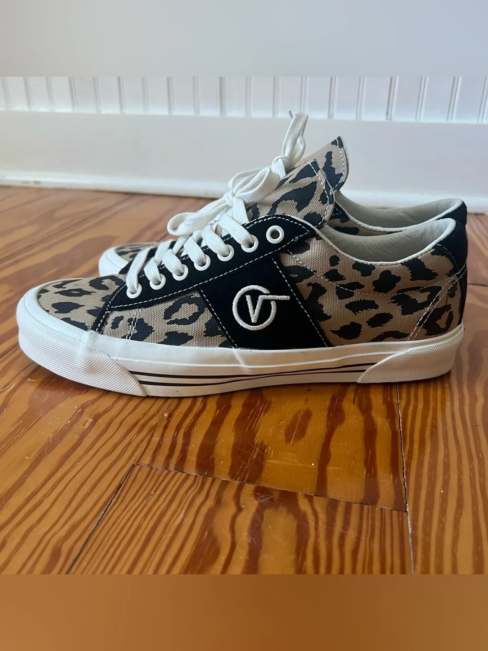 Vans OG Sid LX Leopard Marshmallow Men's Size 10 Animal Print Sneakers